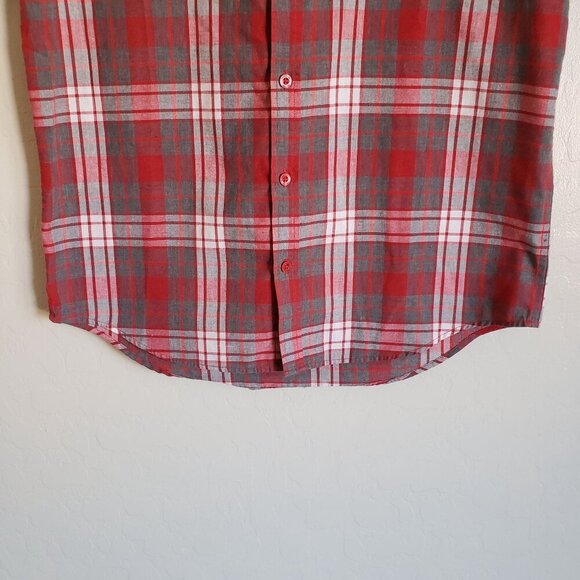 CAT Caterpillar Plaid Button Up Short Sleeve Shirt Red Size Men's Medium Casual - Picture 4 of 10